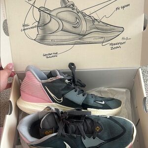 Nike Kyrie Lows, size 9.5 women’s, size 8 men’s